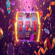 Bàn casino trực tuyến với dealer thật phát sóng trực tiếp tại surewin